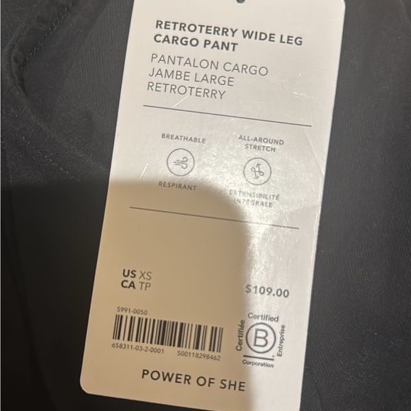 Athleta Retroterry Wide Leg Cargo Pant // Black - Picture 12 of 16